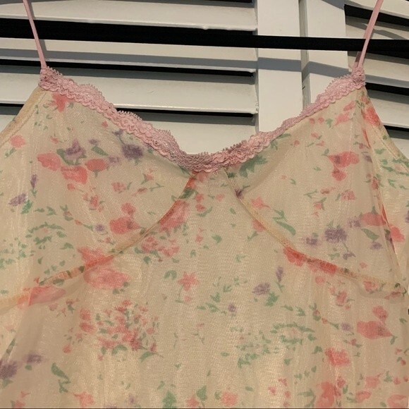 Pink Floral Lacey Watercolor Pastel Sweetheart Cami size Small - Picture 2 of 6